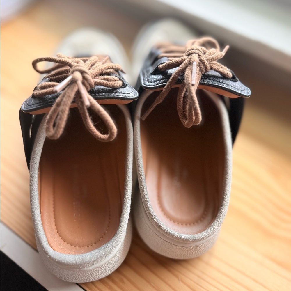 Louis Vuitton Black and Tan Sneakers